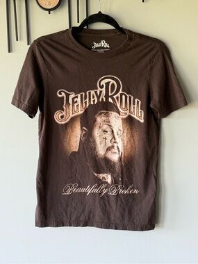 Women’s Brown Short-Sleeve Graphic Tee - Beautifully Broken